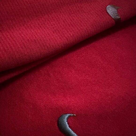 Nike ~ Set of 2 ~ Red Drifit Pullover Shirts ~ size Medium - Picture 10 of 16